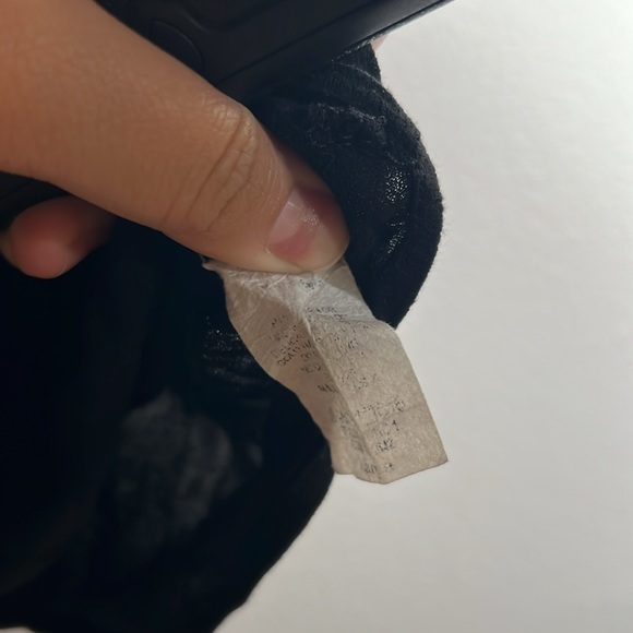 STELLA - OFF SHOULDER CROP - Picture 4 of 4